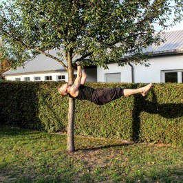 Outdoor Bodyweight Training Marcel Lüttecke